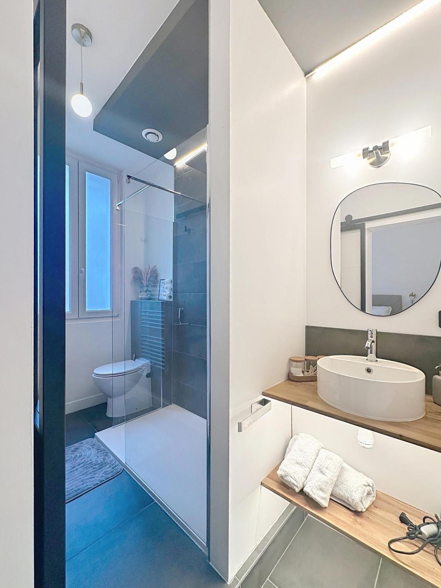 So Guest, Clou Dans Le Fer, Modern Suite Near Cathedral Reims Eksteriør bilde